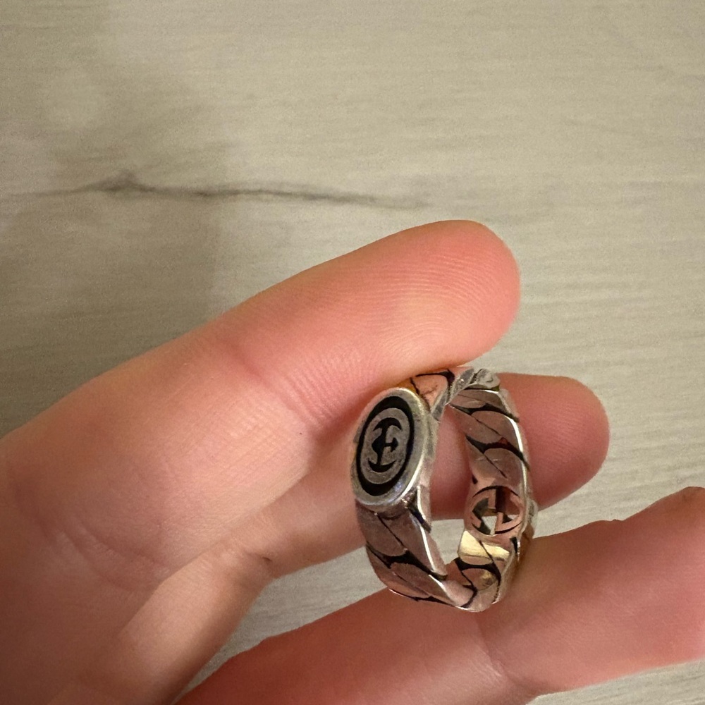Gucci Silver and Black Ring - Picture 10 of 10